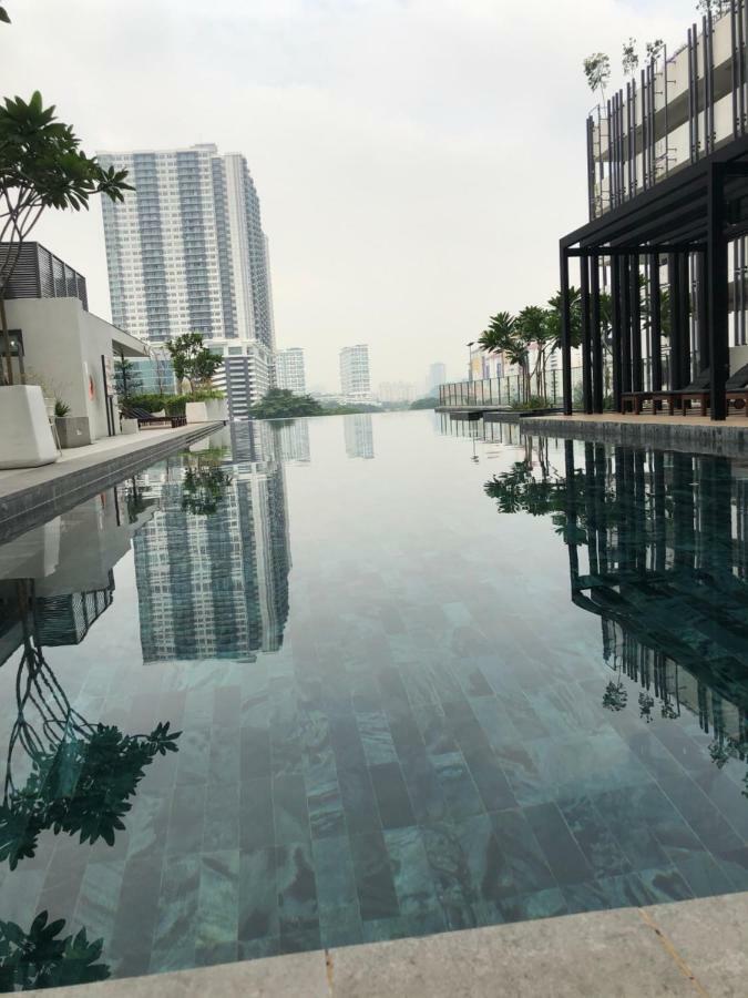Vivo Suites By Subhome Kuala Lumpur Exterior photo