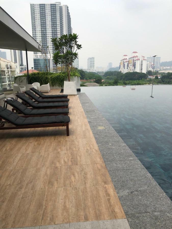 Vivo Suites By Subhome Kuala Lumpur Exterior photo